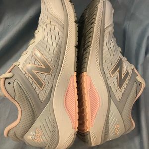 New Balance WW847LW4 Trufuse Pink/Gray Running Shoes Women’s Sz 6.5